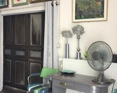 Loft Atypique Nocleg ze śniadaniem 4*