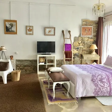 Loft Atypique Couette-café